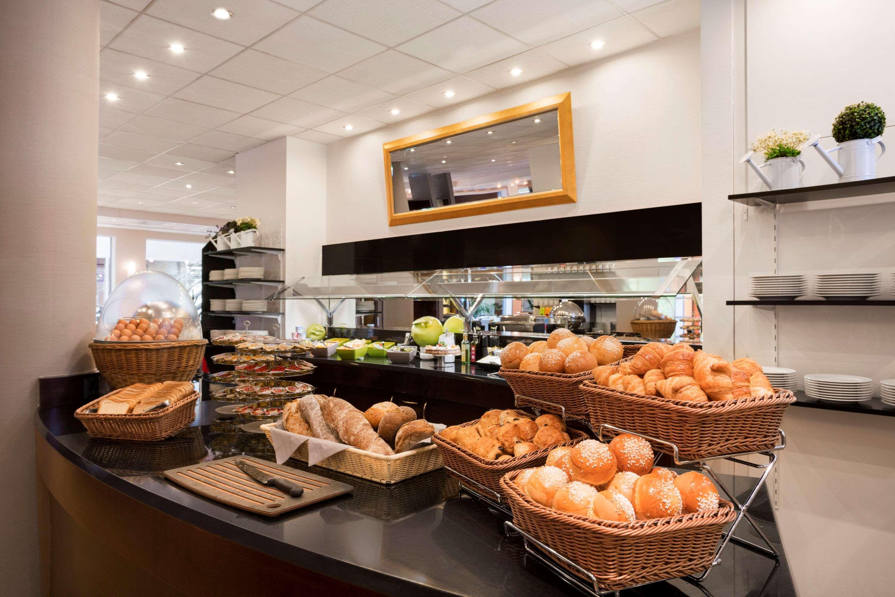 日内瓦温德姆华美达安可酒店 Carouge 外观 照片